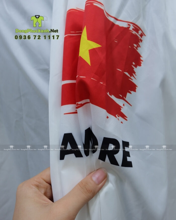 Áo choàng tóc in logo PAIMORE vải dù màu trắng in cờ Việt Nam