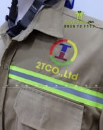 Áo gile kỹ sư 2TCO.,Ltd kaki 65/35 phối lưới, in logo, phản quang
