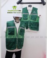 Áo choàng tóc in logo Tino màu đen và trắng, chất liệu vải dù