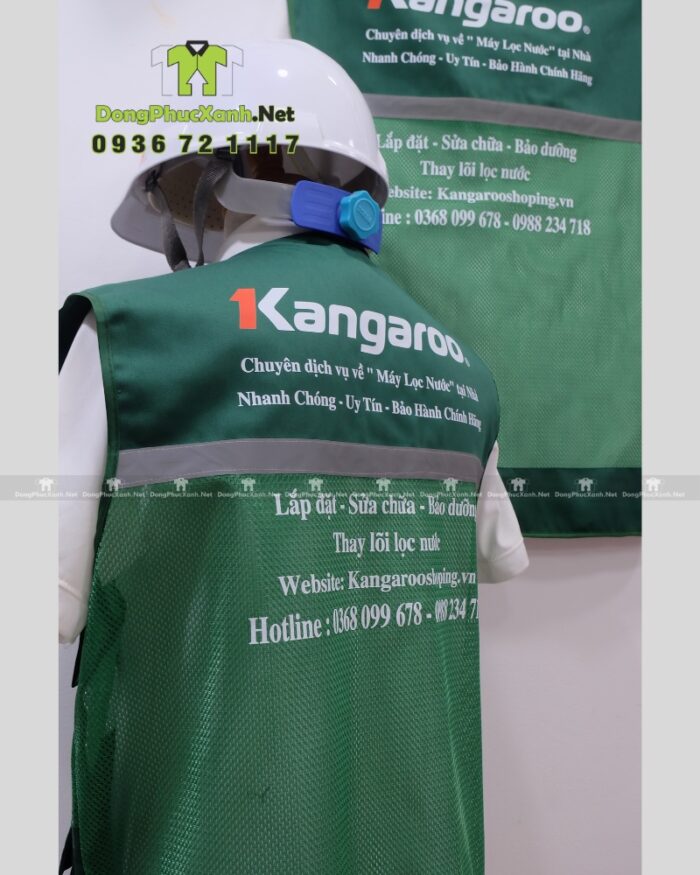 Áo choàng tóc in logo Tino màu đen và trắng, chất liệu vải dù