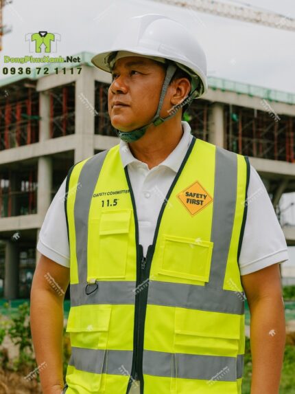 Áo gile kỹ sư phản quang vải PE màu vàng in logo theo yêu cầu.