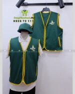 Đồng phục gile gió màu xanh viền vàng vải dù gió in logo Đậu Má Mix.