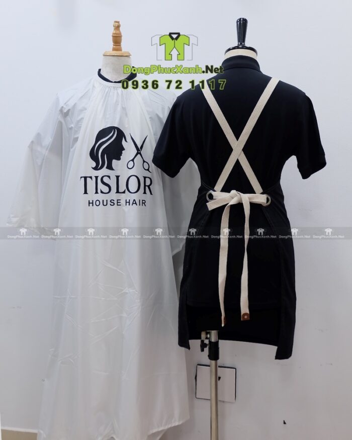 Áo choàng tóc in logo Tislor màu đen và trắng vải dù.