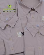 Đồng phục quán cafe 1971’s gồm áo sơ mi kate Ý và tạp dề kaki cotton