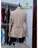 Đồng phục quán cafe 1971’s gồm áo sơ mi kate Ý và tạp dề kaki cotton