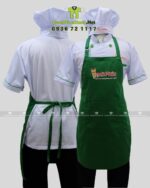 Đồng phục đầu bếp áo trắng tạp dề xanh logo Hạnh Phúc.