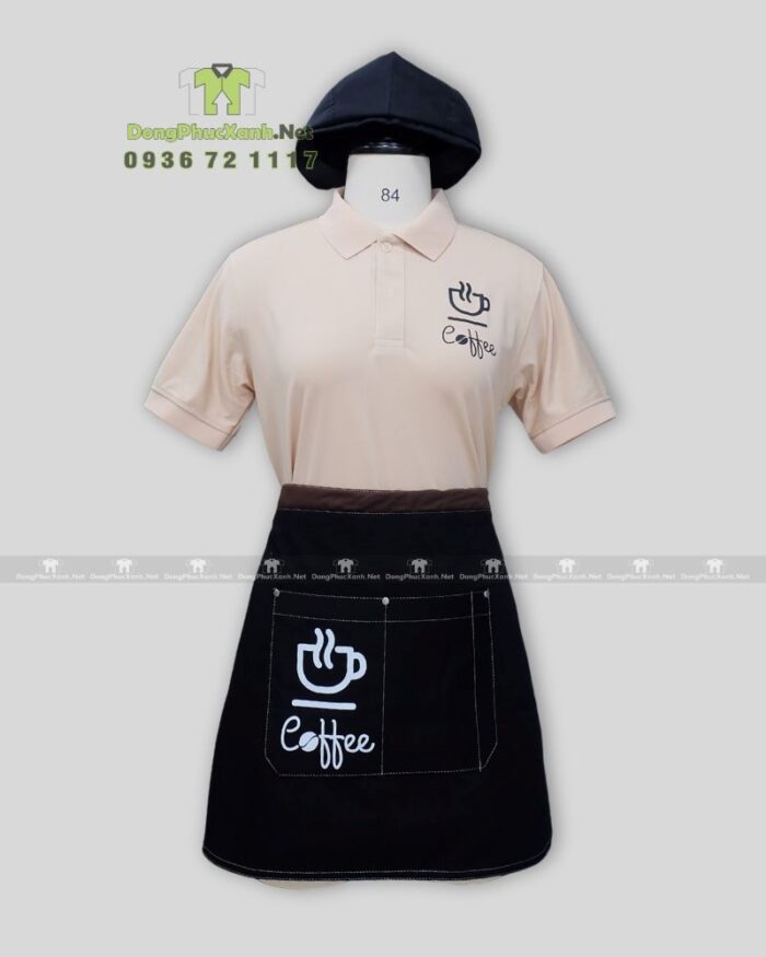 Đồng phục quán cafe gồm áo thun, tạp dề, mũ nhân viên in logo thương hiệu