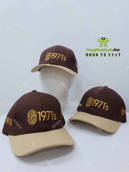 Mũ nón đồng phục kaki cotton màu nâu phối vàng thêu logo 1971’s