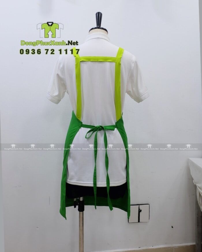 Tạp dề nail Bemay Salon màu xanh lá phối xanh neon thêu logo