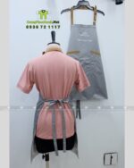 Tạp dề nail màu ghi xám vải Miro 2 lớp in logo Top Service