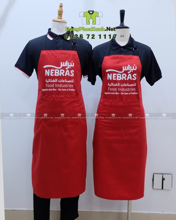 Tạp dề phục vụ màu đỏ vải kaki 65/35 in logo NEBRAS.