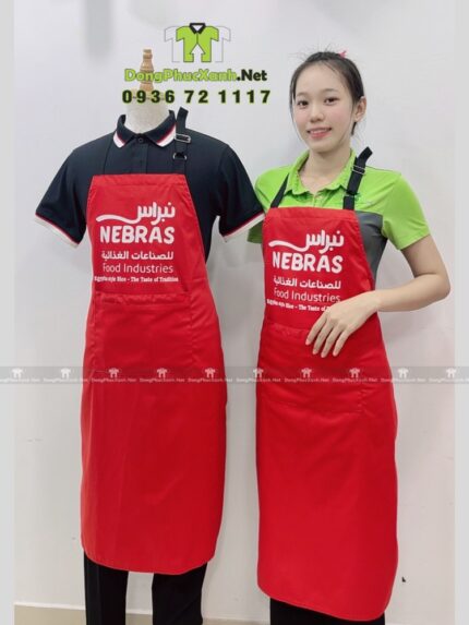 Tạp dề phục vụ màu đỏ vải kaki 65/35 in logo NEBRAS.