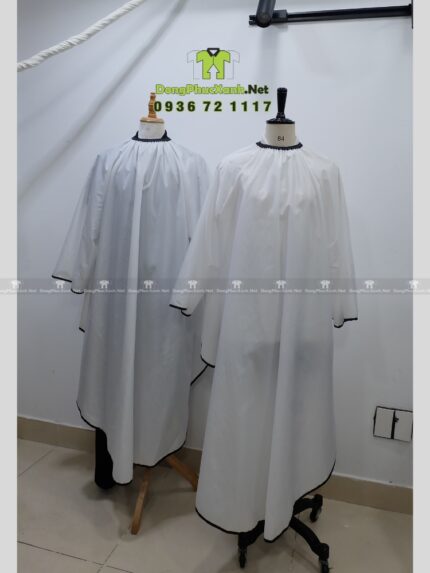 Áo Choàng Cắt Tóc Có Tay Màu Trắng