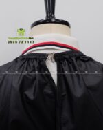 Áo Choàng Cắt Tóc Cổ Thun Khoá Gài