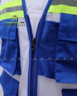 Cận Cảnh Khoá Kéo Linh Hoạt Của Áo Gile Kỹ Sư