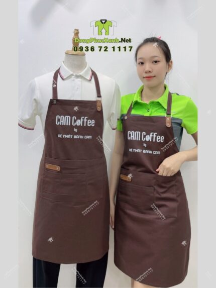 Tạp Dề Pha Chế In Logo Cam Coffee Trên Nền Vải Màu Nâu Vô Cùng Nổi Bật
