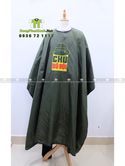 Mẫu áo choàng tóc che phủ tốt in logo Chú Bộ Đội