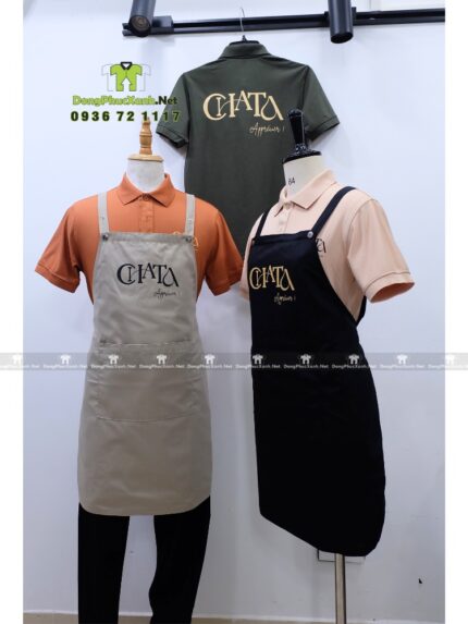 Đồng phục quán cafe với ba màu áo phối tạp dề đẹp mắt