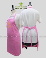 Tạp dề nail màu hồng in logo Kay Nails