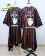 Áo Choàng Cắt Tóc Vải Dù In Chuyển Nhiệt Màu Nâu Đen, In Logo LUC.BARBER