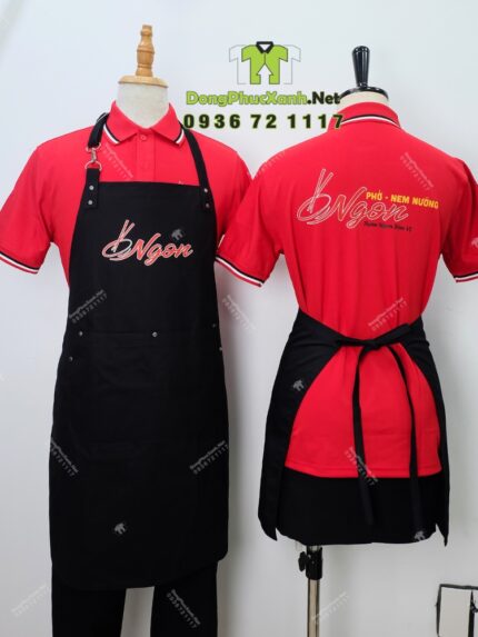 Áo thun đồng phục màu đỏ và tạp đề