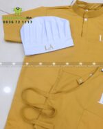 đòng phục phục vụ quán ăn lá