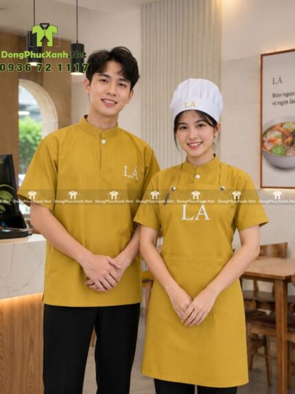 đòng phục phục vụ quán ăn lá